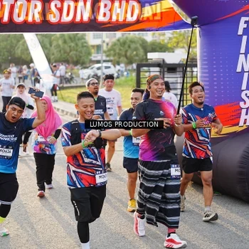 Runner Photo 7940306