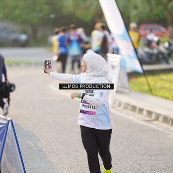 Runner Photo 7940309