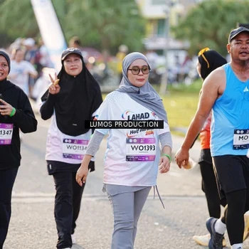 Runner Photo 7940321