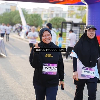 Runner Photo 7940337