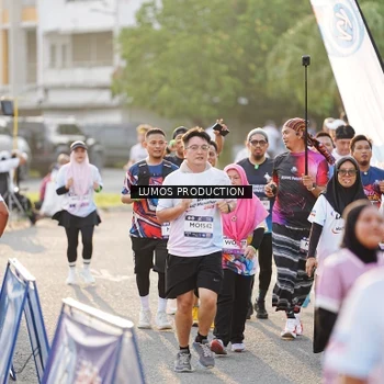 Runner Photo 7940351