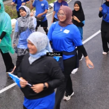 Runner Photo 7940360
