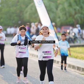 Runner Photo 7940364