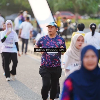Runner Photo 7940368