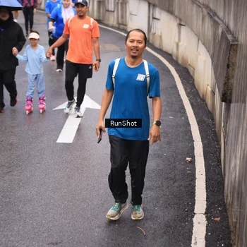 Runner Photo 7940370