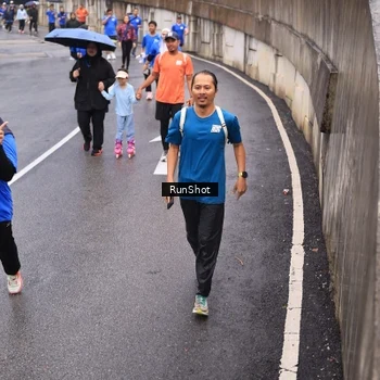 Runner Photo 7940383
