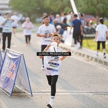 Runner Photo 7940390