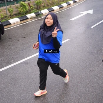 Runner Photo 7940403