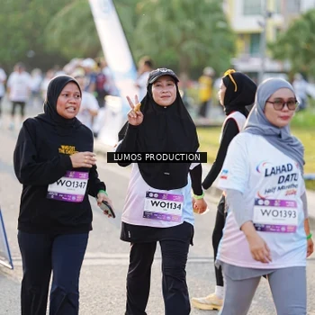 Runner Photo 7940404
