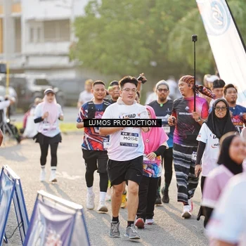 Runner Photo 7940408