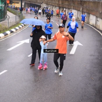 Runner Photo 7940426