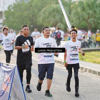 Runner Photo 7940431