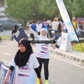 Runner Photo 7940444