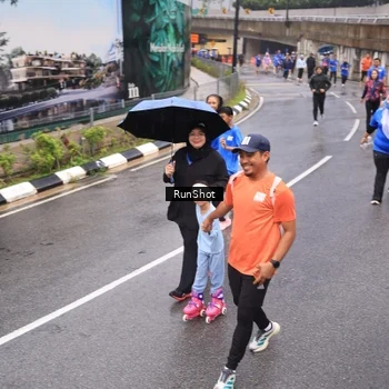 Runner Photo 7940448