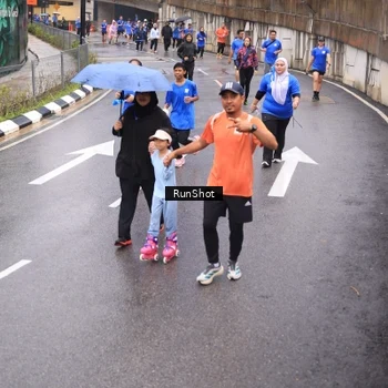 Runner Photo 7940455