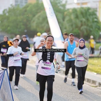 Runner Photo 7940460