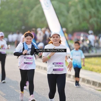 Runner Photo 7940462