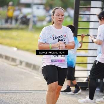 Runner Photo 7940472