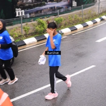 Runner Photo 7940496