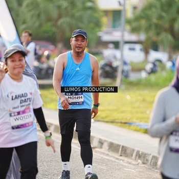 Runner Photo 7940497