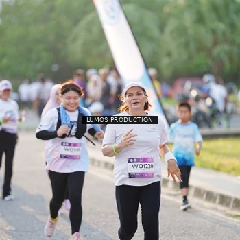 Runner Photo 7940500