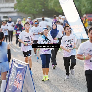 Runner Photo 7940534