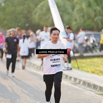 Runner Photo 7940537