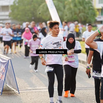 Runner Photo 7940546