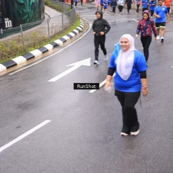 Runner Photo 7940548