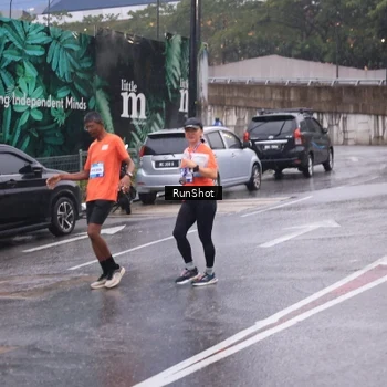 Runner Photo 7940560