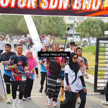 Runner Photo 7940572