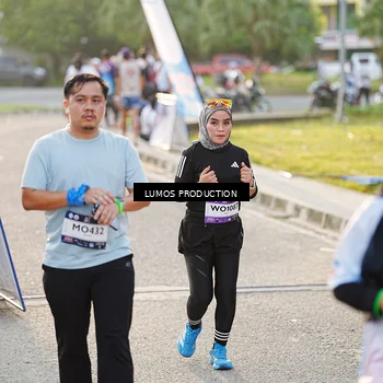 Runner Photo 7940580