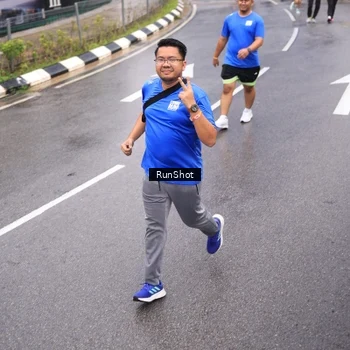 Runner Photo 7940582