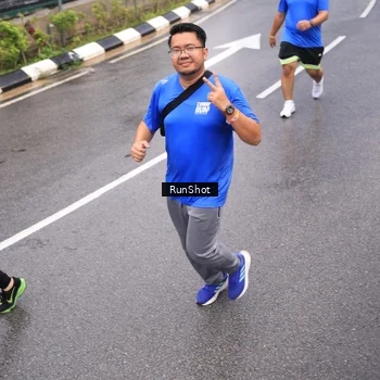 Runner Photo 7940595