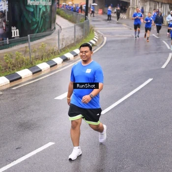 Runner Photo 7940616