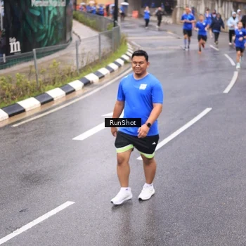 Runner Photo 7940622