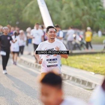 Runner Photo 7940628