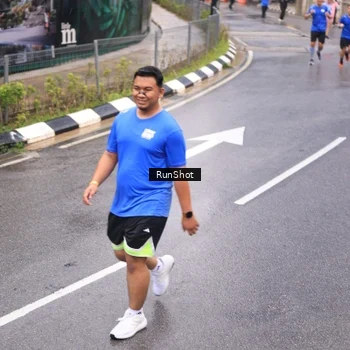 Runner Photo 7940634