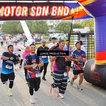 Runner Photo 7940636