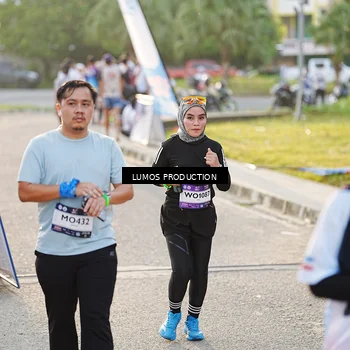 Runner Photo 7940645