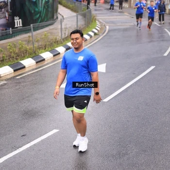 Runner Photo 7940652
