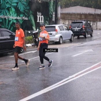 Runner Photo 7940666