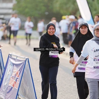 Runner Photo 7940667