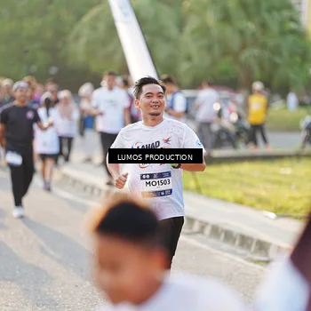 Runner Photo 7940674