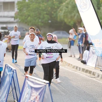 Runner Photo 7940677