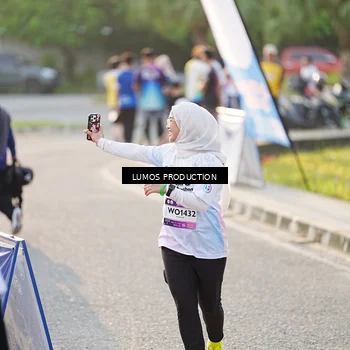 Runner Photo 7940680