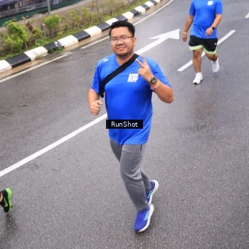 Runner Photo 7940684