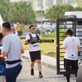 Runner Photo 7940699