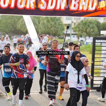 Runner Photo 7940700