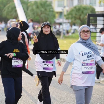 Runner Photo 7940703